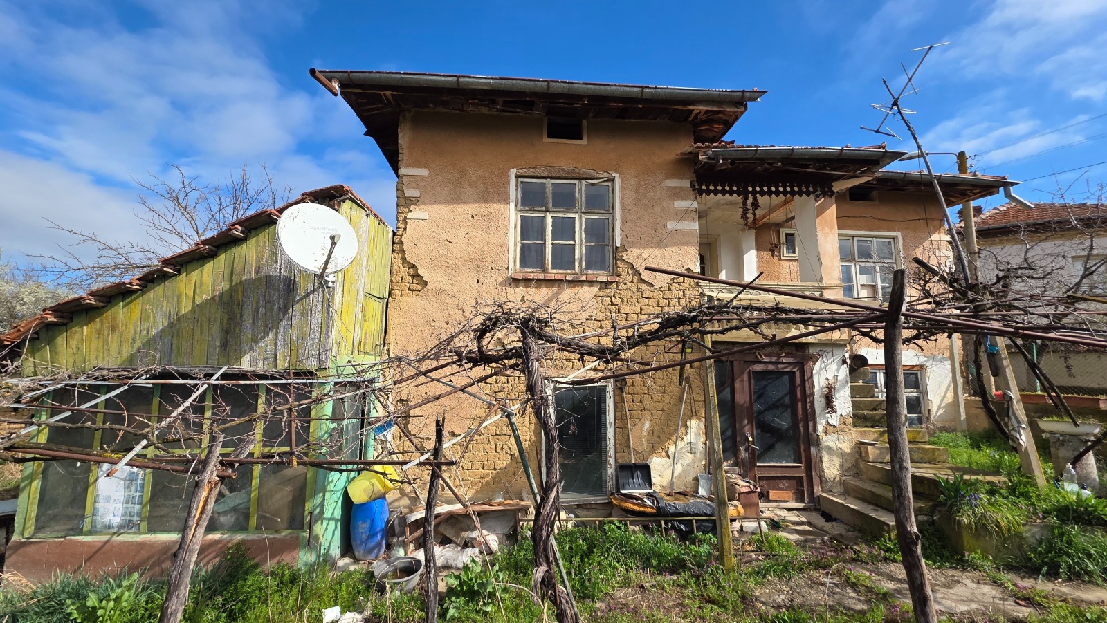 Продава КЪЩА, с. Смочан, област Ловеч, снимка 3 - Къщи - 54009757