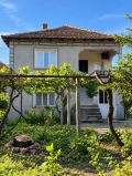 Продава КЪЩА, с. Чешнегирово, област Пловдив, снимка 1