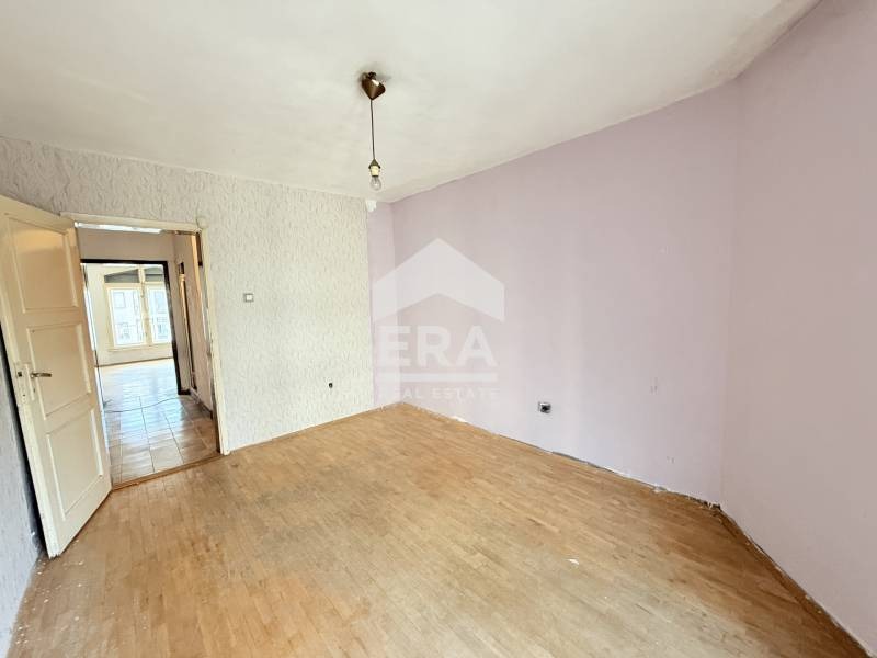 Продава  2-стаен град Варна , Зимно кино Тракия , 64 кв.м | 60282422 - изображение [9]