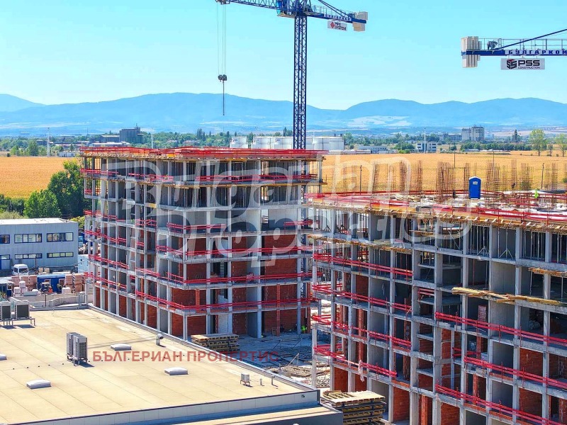 Продава 3-СТАЕН, област София, гр. Костинброд • 146432 € / 286396.10 лв. • 32163844 1