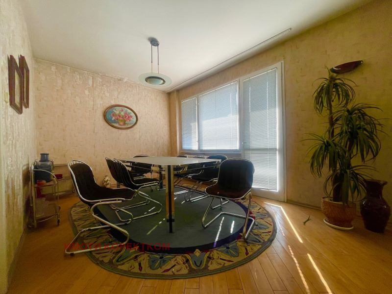 Na prodej  3 ložnice Sofia , Iztok , 190 m2 | 79020527 - obraz [3]