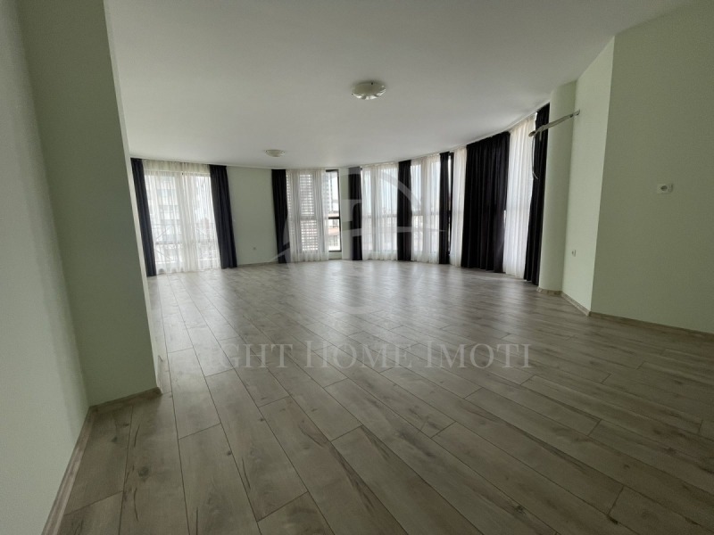 Zu verkaufen  3+ Schlafzimmer Plowdiw , Karschijaka , 192 qm | 28511541