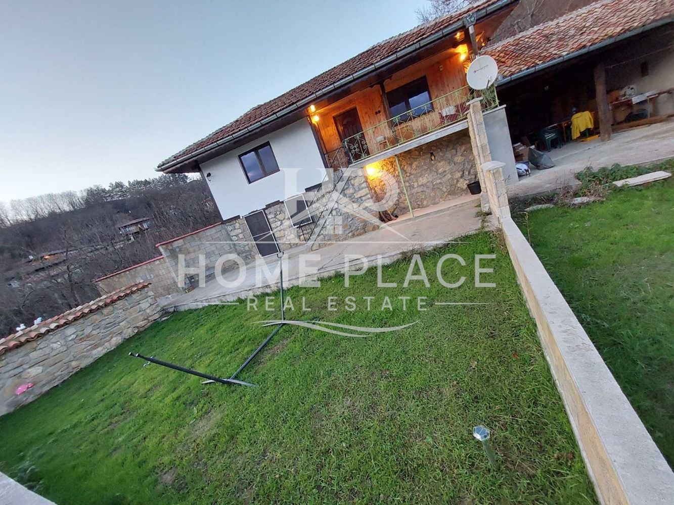 Продава КЪЩА, с. Черни връх, област Шумен