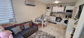 1 dormitorio Tombul dzhamiya, Shumen 1