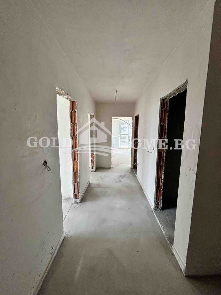 For Sale  2 bedroom Plovdiv , Yuzhen , 106 sq.m | 44020387 - image [9]