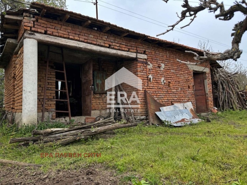 Продава КЪЩА, с. Вълчитрън, област Плевен, снимка 4 - Къщи - 56717902