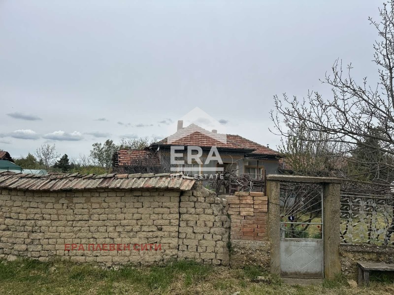 Продава КЪЩА, с. Вълчитрън, област Плевен, снимка 2 - Къщи - 56717902
