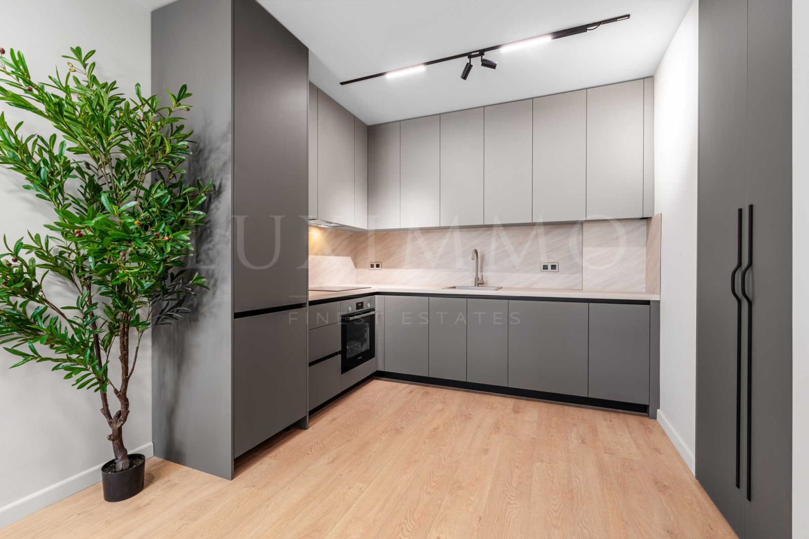 Продава 2-СТАЕН, гр. Пловдив, Христо Смирненски, снимка 6 - Апартаменти - 56208371