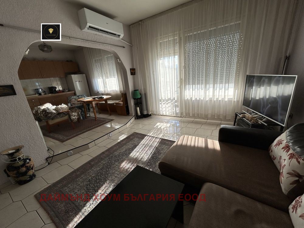 Продава 3-СТАЕН, гр. Пловдив, Тракия, снимка 2 - Апартаменти - 54710009