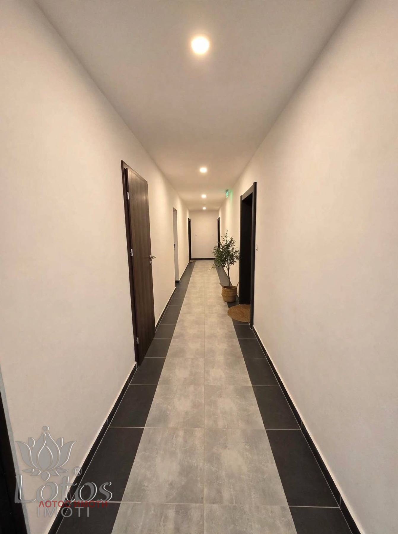 Продава 3-СТАЕН, гр. Пловдив, Пещерско шосе, снимка 3 - Апартаменти - 56560067