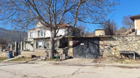 Продажба на имоти в гр. Девня, област Варна - изображение 3 
