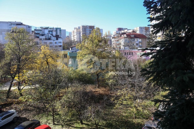 Продава 3-СТАЕН, гр. София, Стрелбище, снимка 4 - Апартаменти - 52826333