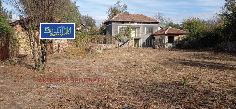 Продава КЪЩА, с. Патреш, област Велико Търново, снимка 3 - Къщи - 48141500