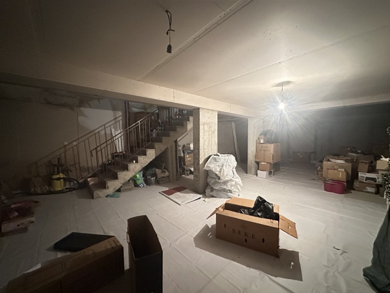 Продава  Магазин град Шумен , Център , 150 кв.м | 14367234 - изображение [4]