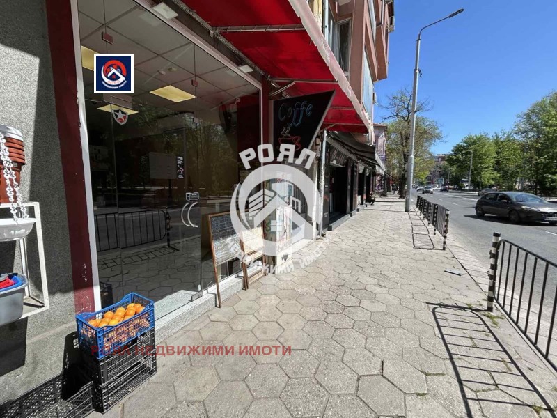 Продава  Заведение, град Пловдив, Център • 5 000 EUR • ID 55296833 — holmes.bg - [1] 