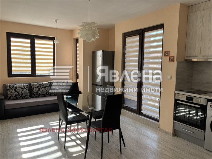 Продава 1-СТАЕН, гр. Бургас, Сарафово, снимка 2 - Апартаменти - 55480801