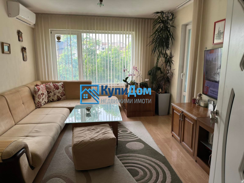 À venda  2 quartos Varna , Liatno kino Trakiia , 85 m² | 61321979