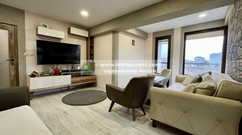 Продава 4-СТАЕН, гр. Хасково, Куба, снимка 2 - Апартаменти - 52333375