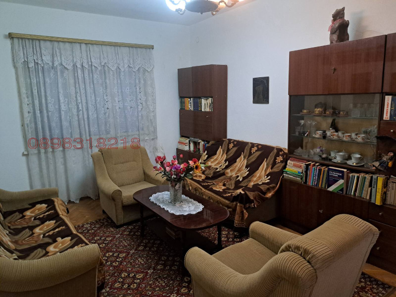 Продава КЪЩА, гр. Чирпан, област Стара Загора, снимка 15 - Къщи - 52786025