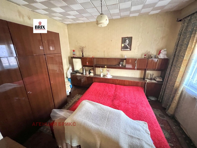 Продава КЪЩА, гр. Русе, Родина 1, снимка 6 - Къщи - 49318456