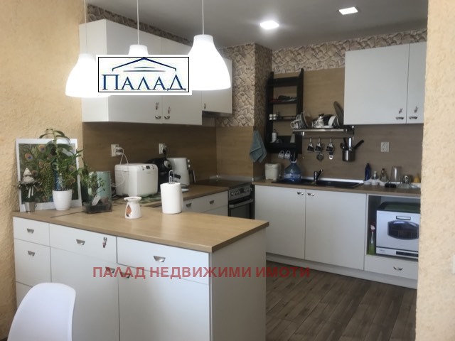 Продава 3-СТАЕН, гр. Варна, Левски 1, снимка 2 - Aпартаменти - 47302393