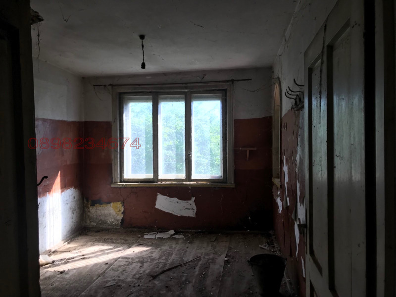 Продава КЪЩА, с. Голец, област Ловеч, снимка 6 - Къщи - 52761712