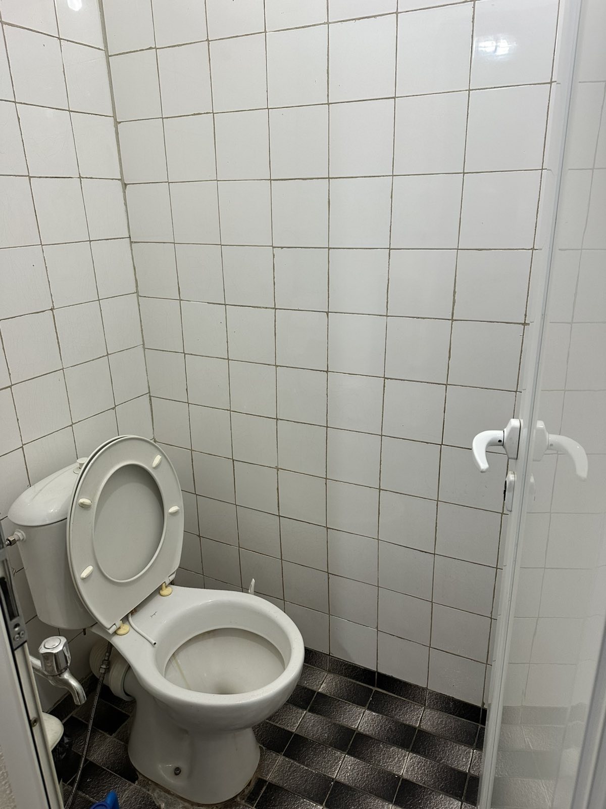 Продава МНОГОСТАЕН, гр. Кърджали, Възрожденци, снимка 13 - Апартаменти - 54976679