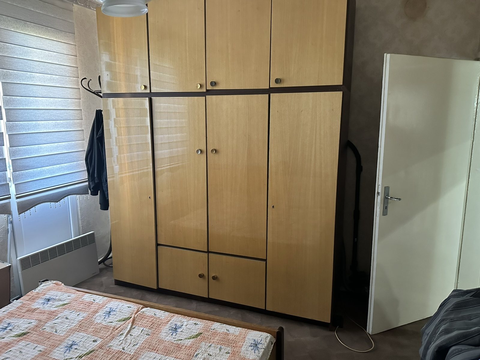 Продава МНОГОСТАЕН, гр. Кърджали, Възрожденци, снимка 5 - Апартаменти - 54976679