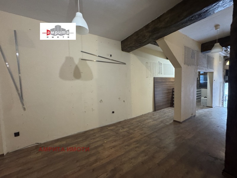 Продава ОФИС в град София, Център - 230 кв.м / 398 000 € » 778 420.34 лв., АМРИТА ИМОТИ