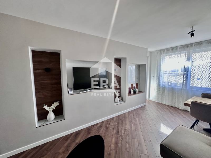 Продава 3-СТАЕН, гр. Велико Търново, Колю Фичето, снимка 2 - Апартаменти - 53912397