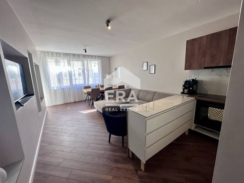 Продава 3-СТАЕН, гр. Велико Търново, Колю Фичето, снимка 2 - Апартаменти - 53912397