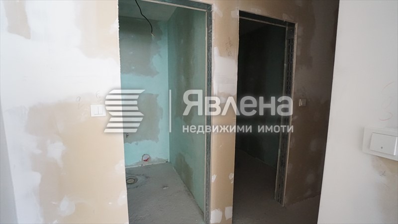 Продава 4-СТАЕН, гр. София, Изток, снимка 17 - Апартаменти - 54611490