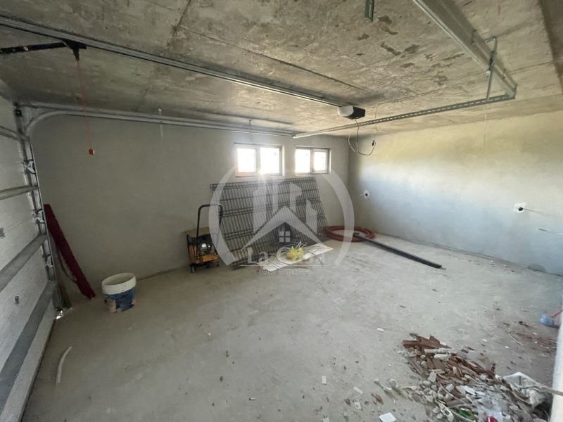 Продава  Къща област София , с. Хераково , 254 кв.м | 21062328 - изображение [8]