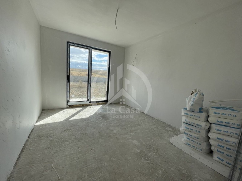 Продава  Къща област София , с. Хераково , 254 кв.м | 21062328 - изображение [12]