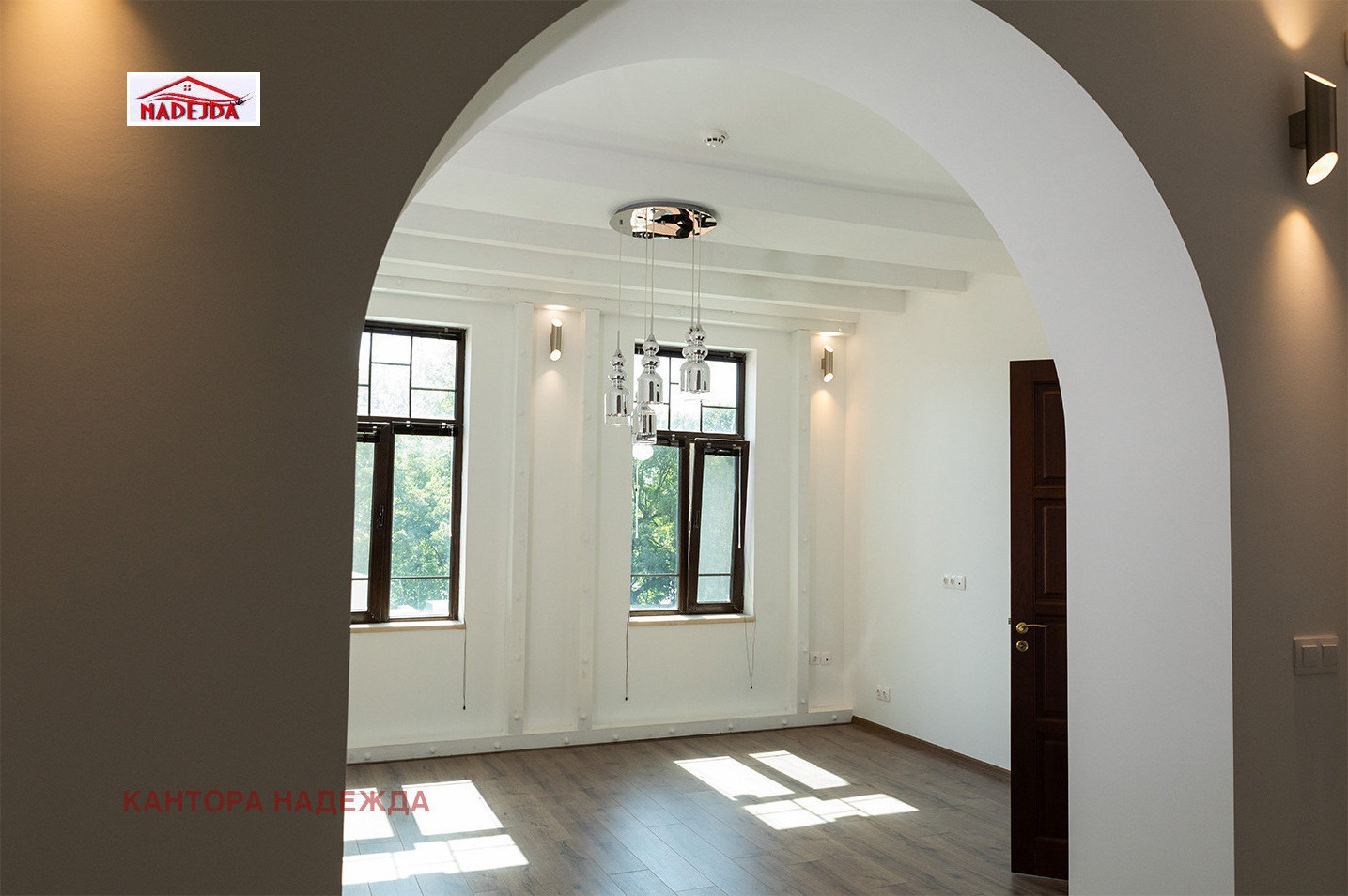 Продава КЪЩА, гр. Варна, Център, снимка 3 - Къщи - 55137694
