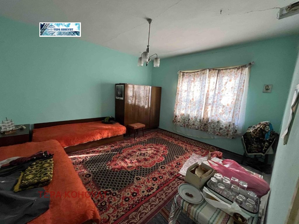 Продава КЪЩА, с. Дебнево, област Ловеч, снимка 2 - Къщи - 53795710