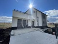 Продава КЪЩА, област София, с. Хераково • 364999 € / 713875.99 лв. • 86005233 2