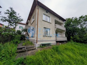 House Plachkovtsi, region Gabrovo
