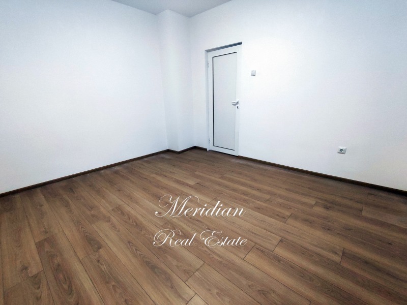 Продава 2-СТАЕН, гр. Добрич, Градска болница, снимка 3 - Апартаменти - 52288749