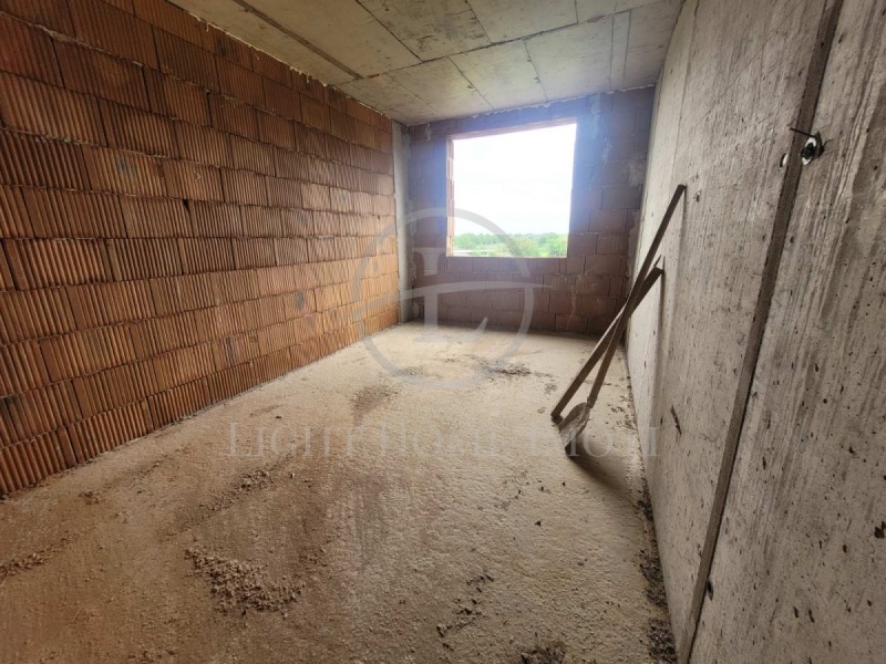 En venta  3 dormitorios Plovdiv , Trakiya , 135 metros cuadrados | 71850940 - imagen [6]