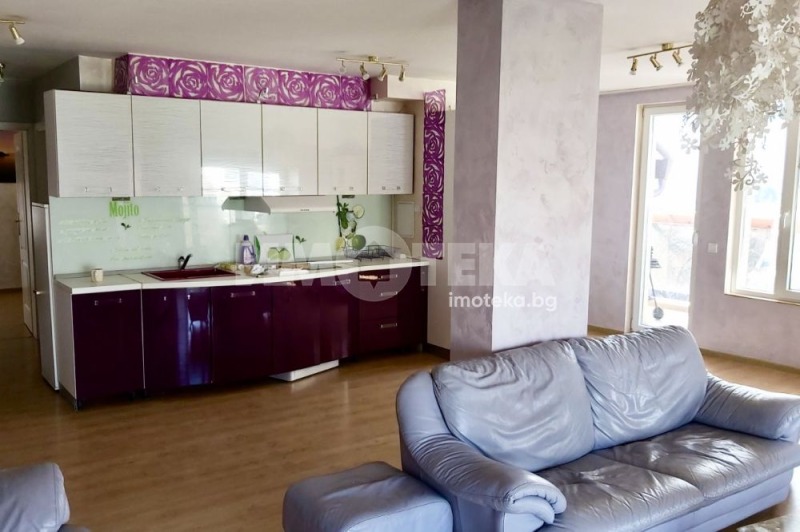 Na prodej  3+ ložnice Sofia , Zona B-5 , 260 m2 | 30755430 - obraz [11]