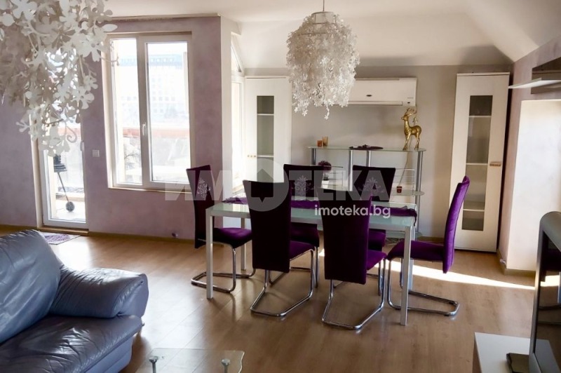 Na prodej  3+ ložnice Sofia , Zona B-5 , 260 m2 | 30755430 - obraz [10]