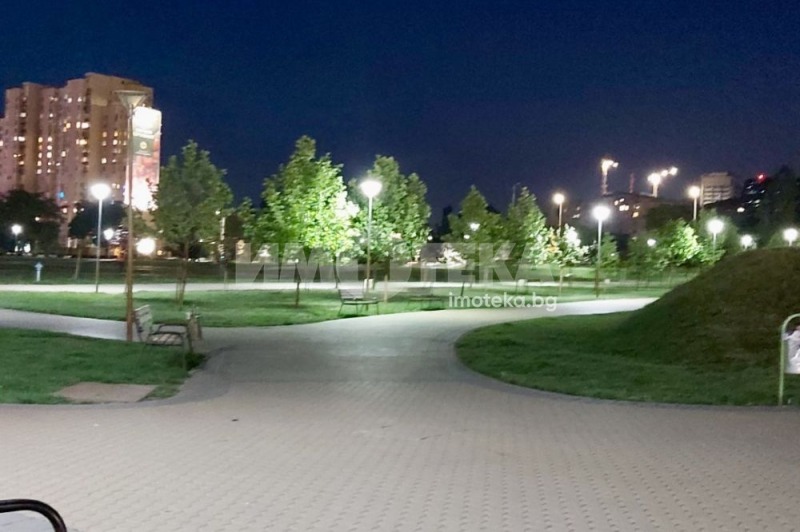Na prodej  3+ ložnice Sofia , Zona B-5 , 260 m2 | 30755430 - obraz [6]
