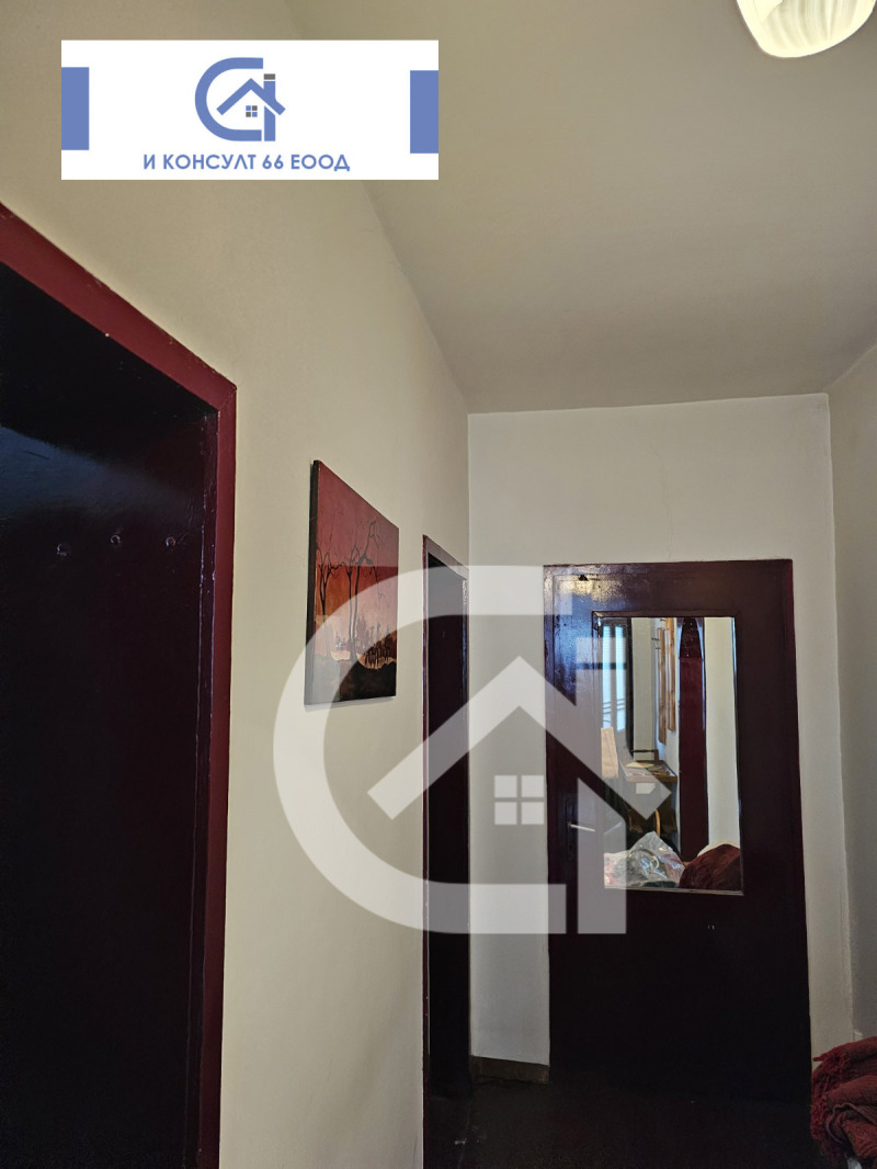 Продава  Етаж от къща град Ловеч , Широк център , 93 кв.м | 37544542 - изображение [6]