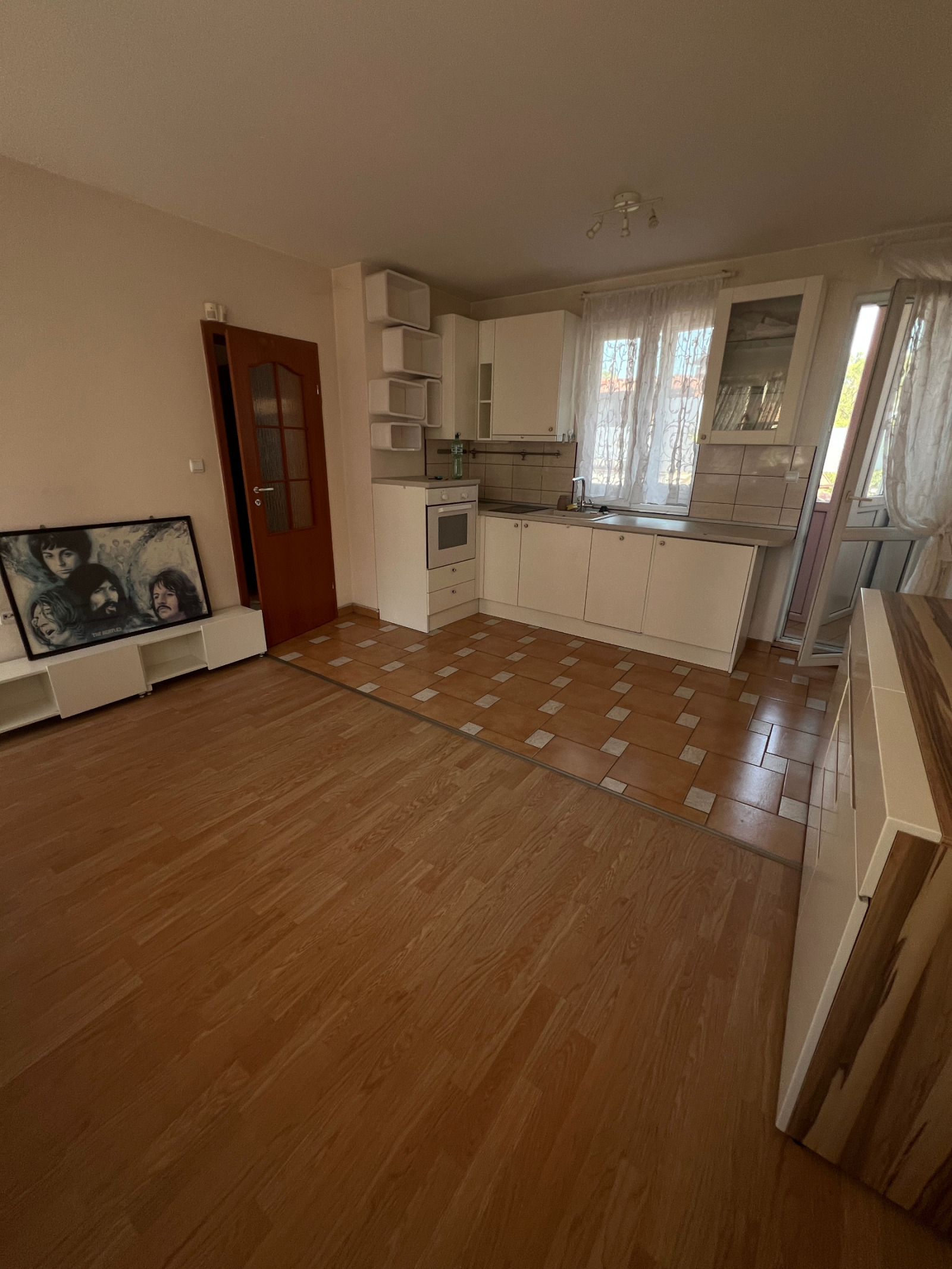 Продава 2-СТАЕН, гр. София, Редута, снимка 2 - Апартаменти - 55660394