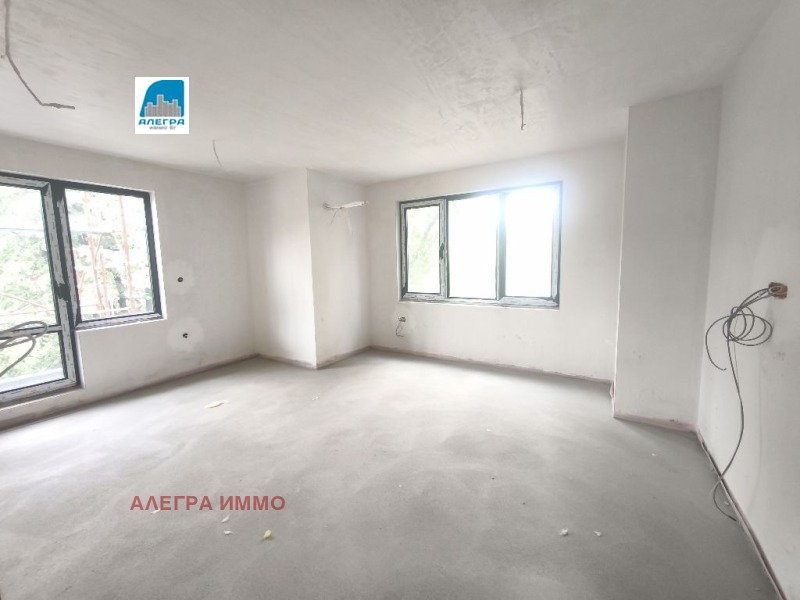 Te koop  2 slaapkamers Plovdiv , Marasja , 96 m² | 93325916