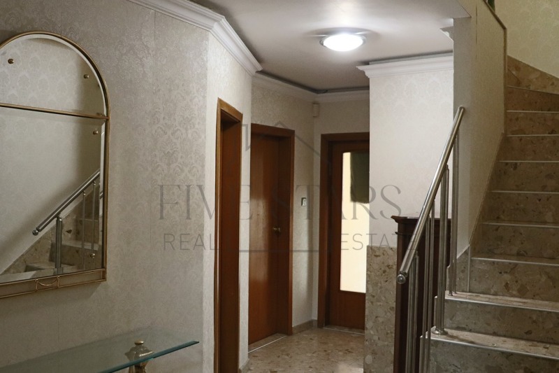 Продава  Многостаен град Варна , Зимно кино Тракия , 175 кв.м | 87387927 - изображение [8]