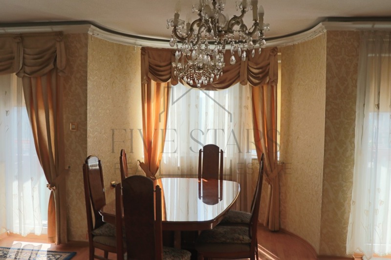 Продава  Многостаен град Варна , Зимно кино Тракия , 175 кв.м | 87387927 - изображение [2]