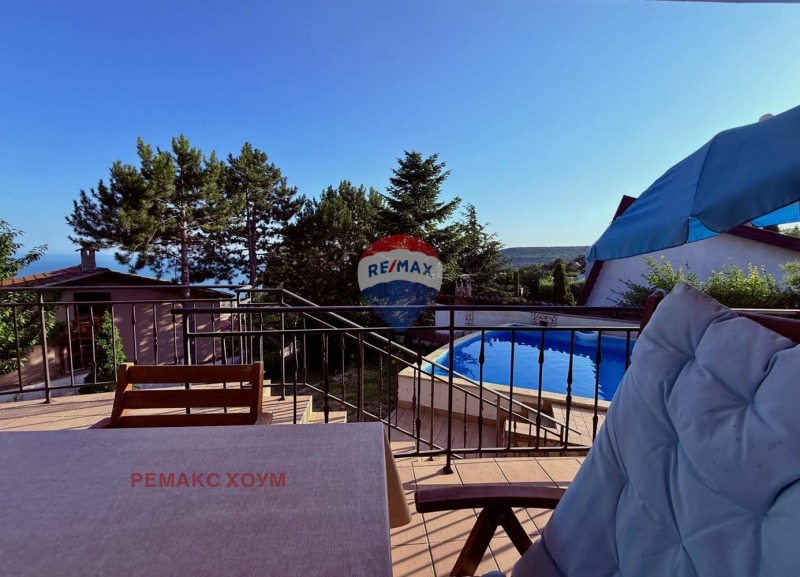 Продава  Къща област Добрич , гр. Балчик , 240 кв.м | 72193301