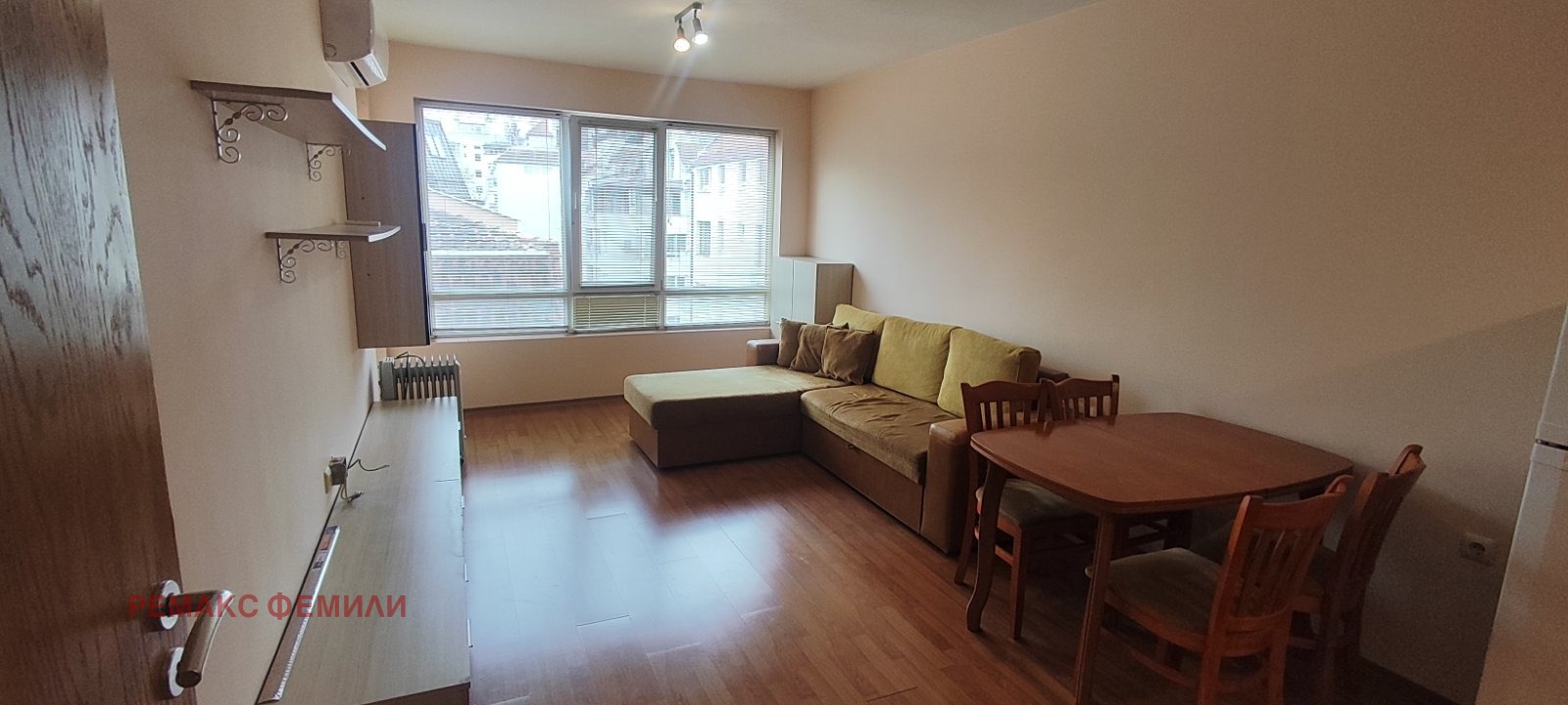 Продава 2-СТАЕН, гр. Варна, Базар Левски, снимка 3 - Апартаменти - 54277909